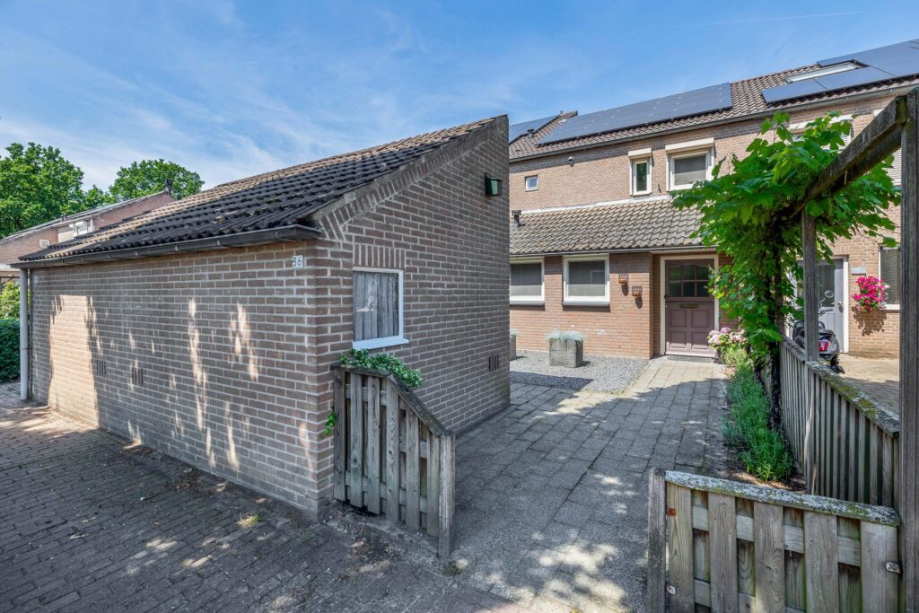 Burg. Janssensstraat 36