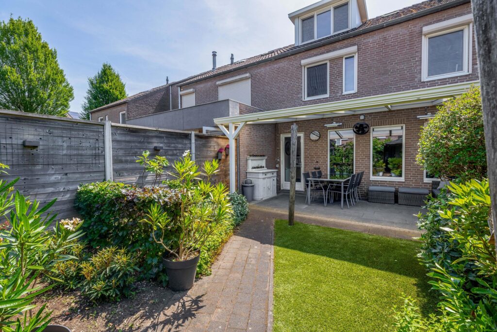 Burg. Janssensstraat 36