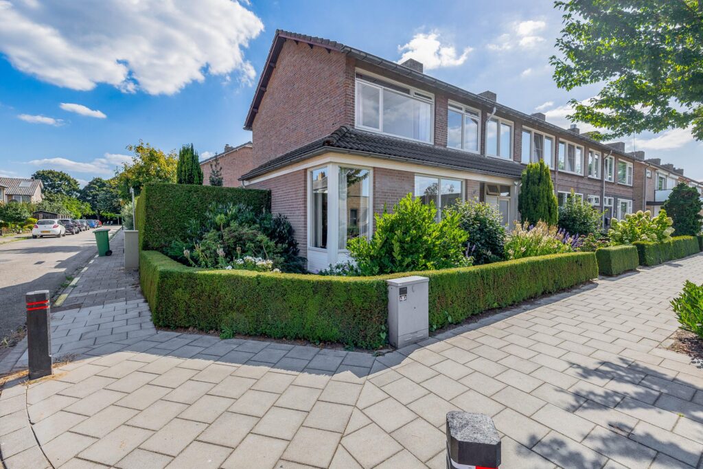 Jan Pzn Coenstraat 2