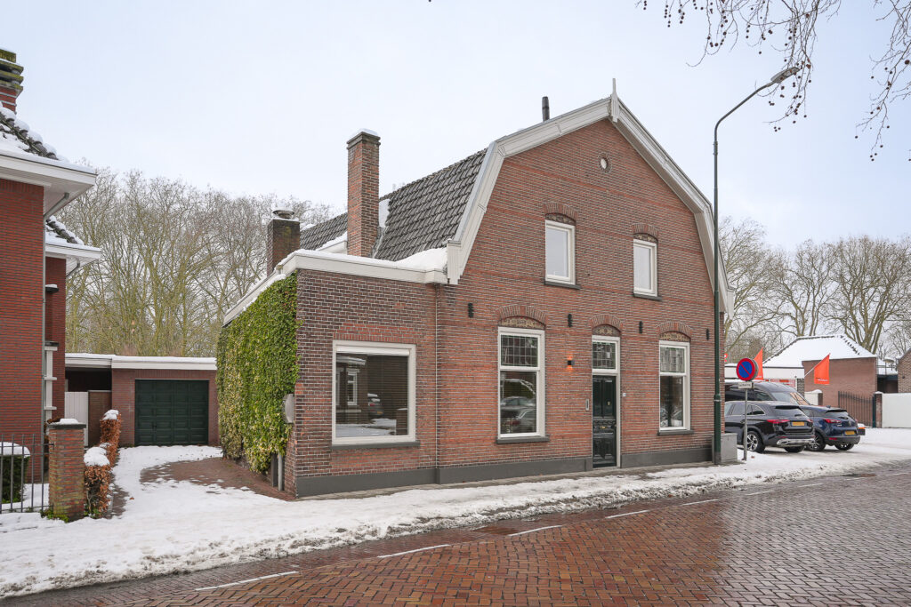 Stationsstraat 34