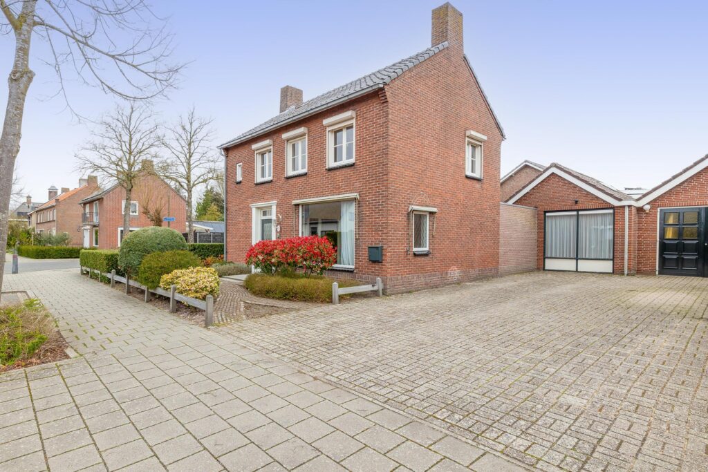 Bunderstraat 85